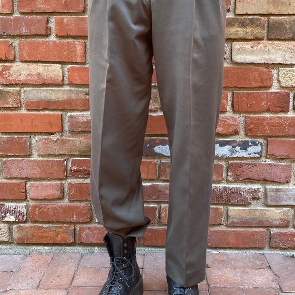 ‼️SOLD‼️ army green pants - Picture 2 of 4